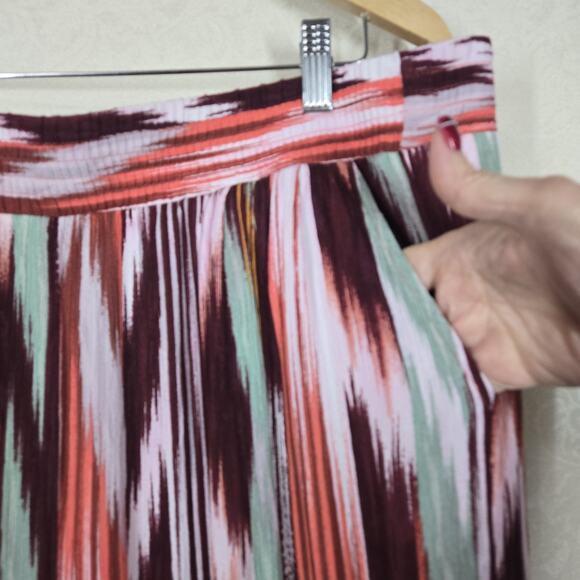 Torrid Wide Leg Crinkle Gauze High Rise Pull On Pants sz 2- 2X Multi Ikat Stripe - Picture 5 of 13
